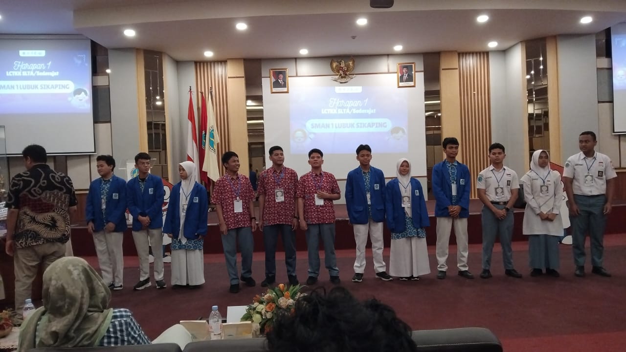 Lomba Kimia di FMIPA UNP
